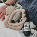 Bella Zailea - Swan Teether Oatmeal