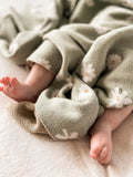 Over The Dandelions - Daisy Blanket in Thyme